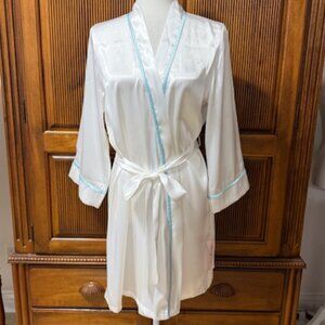Linea Donatella The Bride Short Satin Wrap Robe w/ Blue Trim Size S/M